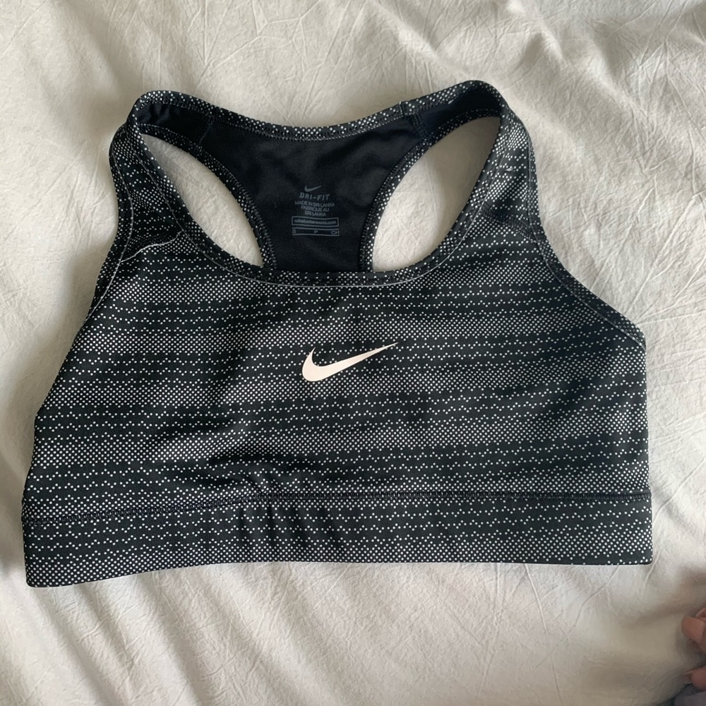 nike sports bra